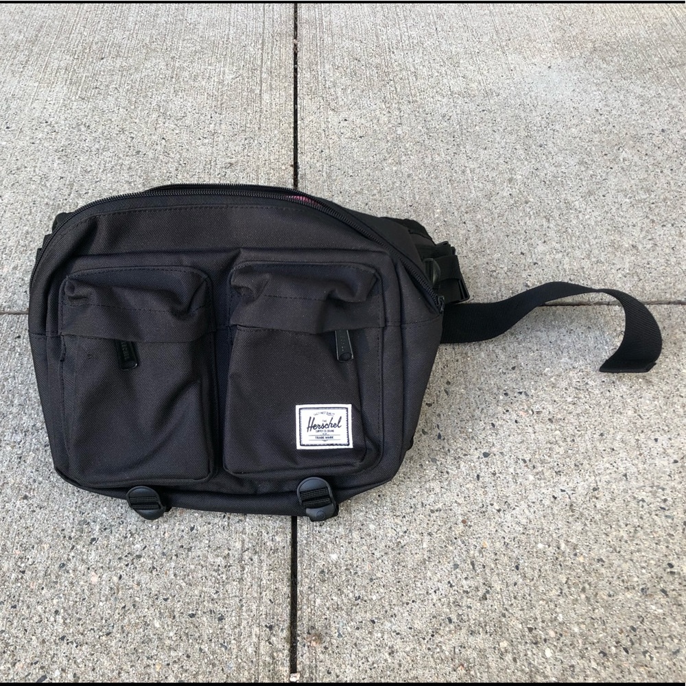 Herschel Black Crossbody/Waist Bag (like new)